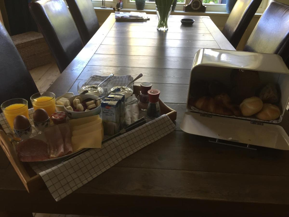 Oan 'E Feart Bed & Breakfast Schraard ภายนอก รูปภาพ